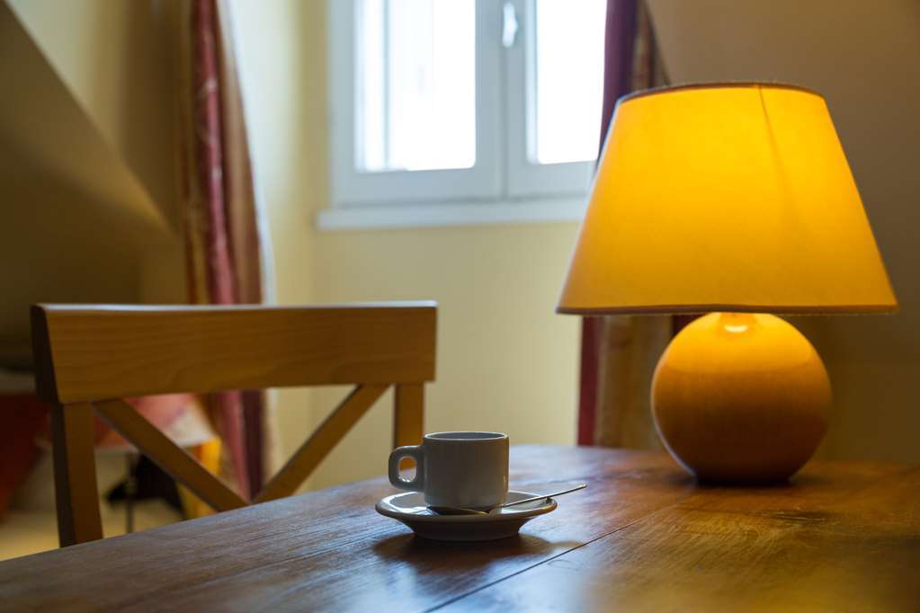 Hotel Henri IV Coutras Room photo